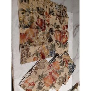 Vintage fruit-patterned Fabric Napkings Elegant Antique Dinning Room Decor Set 4